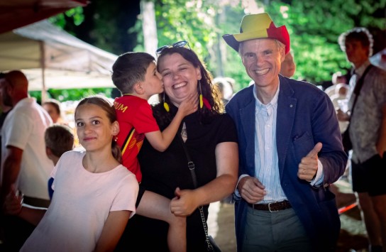  (vergroot foto)