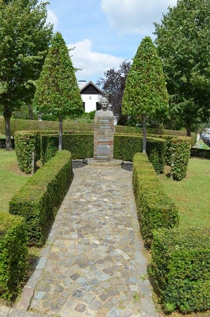  (vergroot foto)